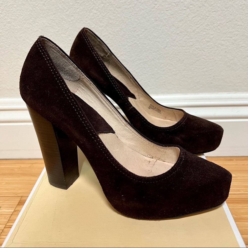 Michael Kors Annabel Coffe Suede Pumps